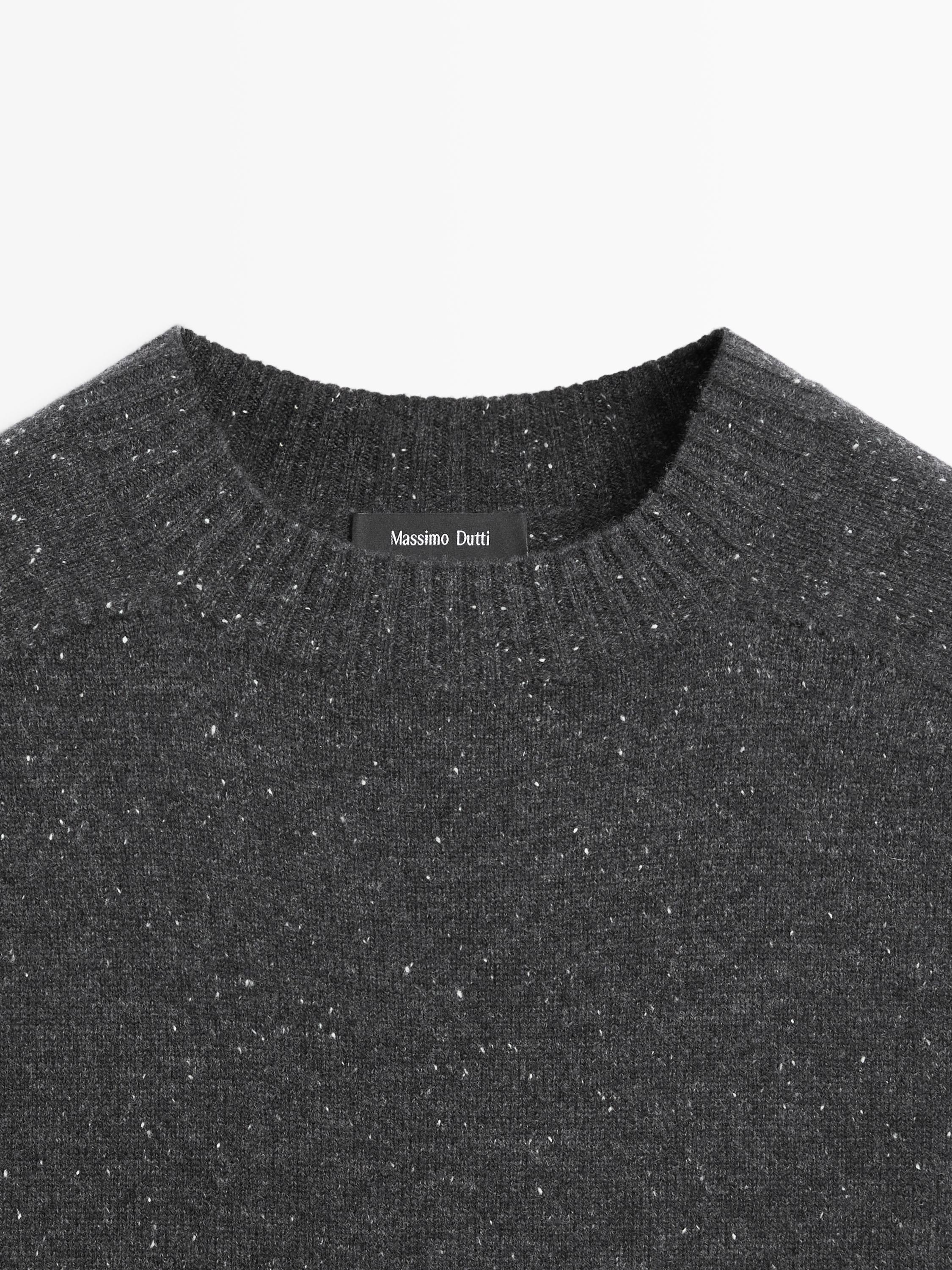 Crew neck sweater 100% wool